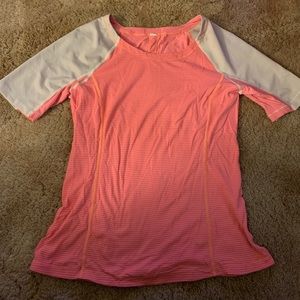 Lululemon T-shirt